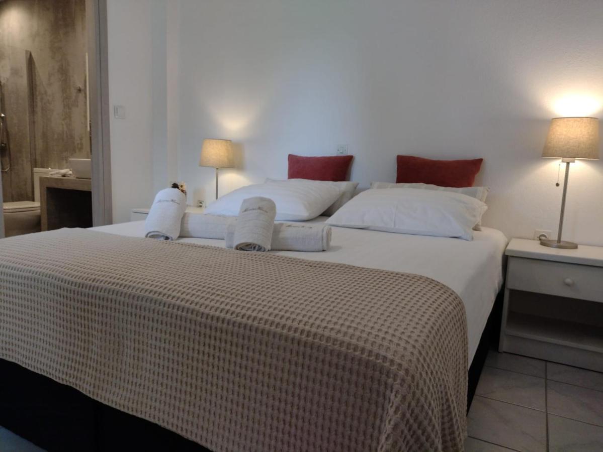 Appartement Marios Garden House à Áfitos Extérieur photo